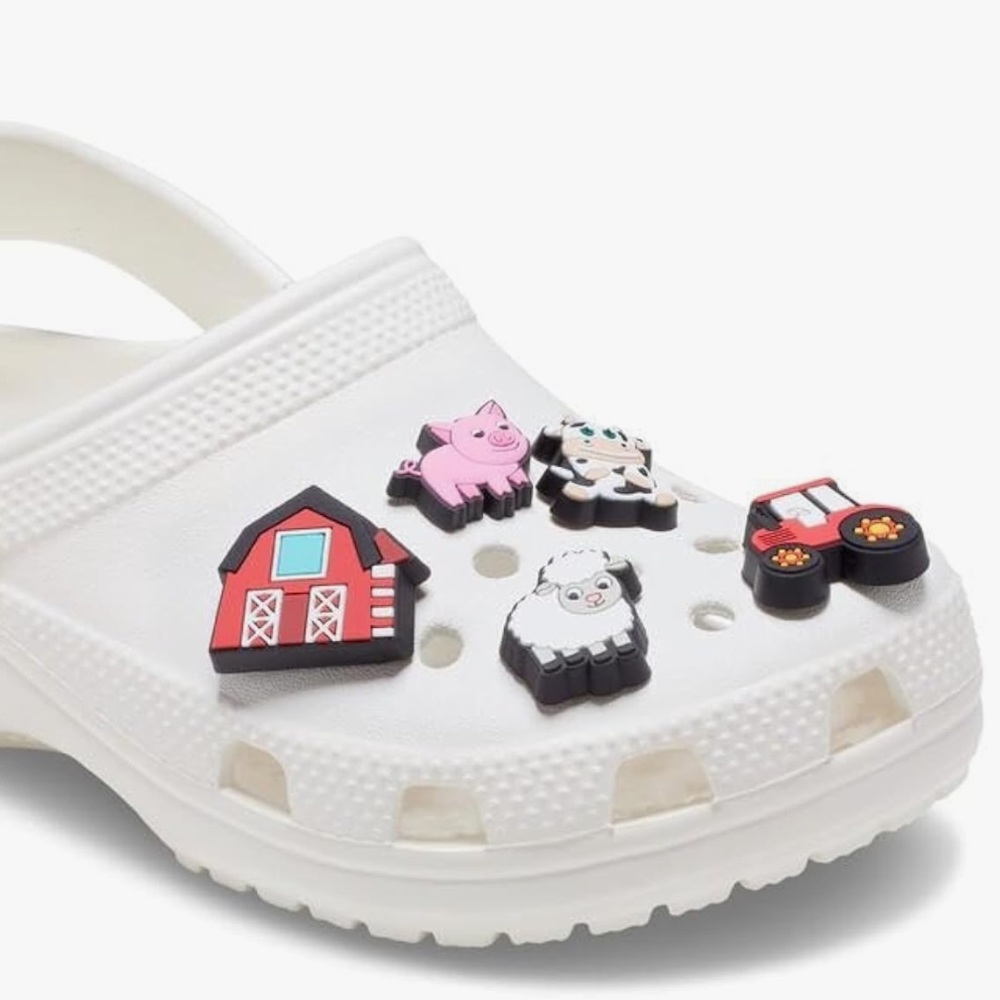 ❣️4 for $15❣️ Crocs Jibbitz Farm Animal Charms Pack-barn/tractor/pig/cow/sheep